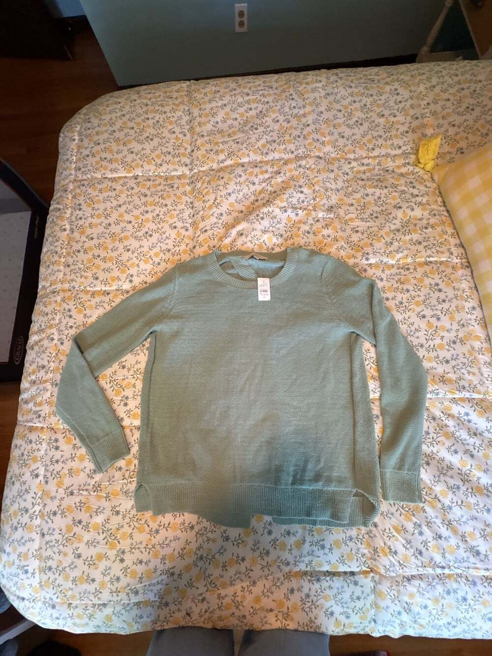 LOFT Women's Sage Green Knit Long Sleeve Crew Neck Pullover Sweater